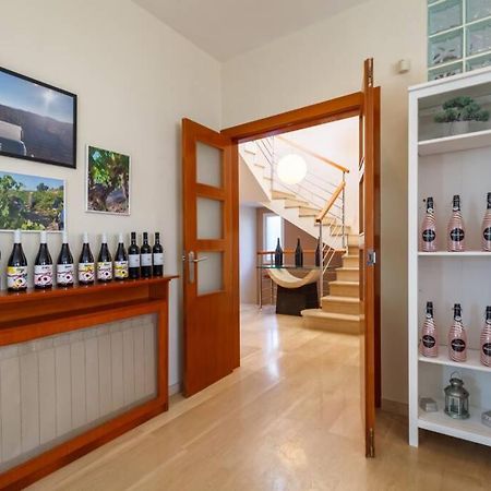 Villa Wine Experience Cambrils - Wine, Art & Games Екстер'єр фото