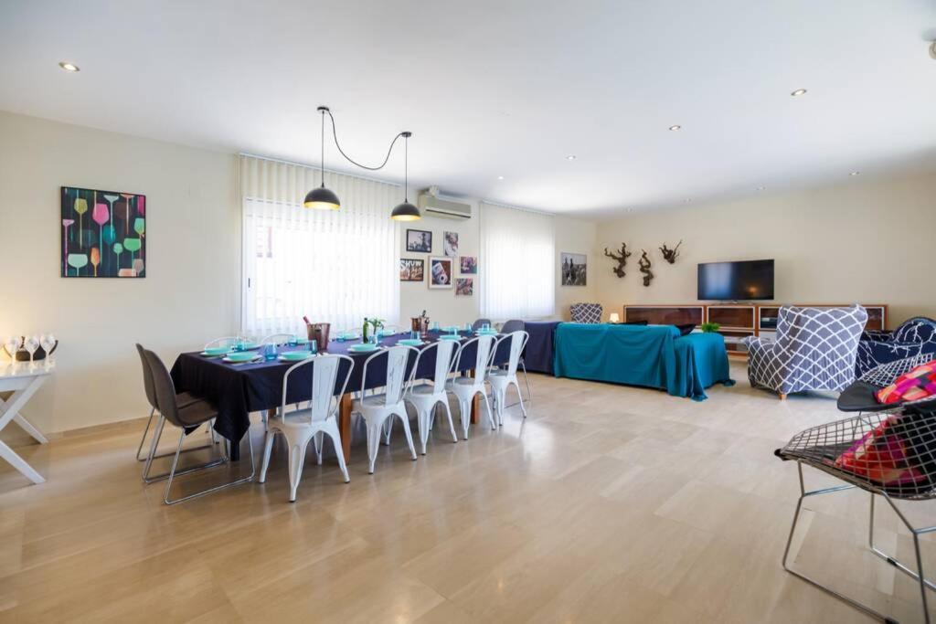 Villa Wine Experience Cambrils - Wine, Art & Games Екстер'єр фото